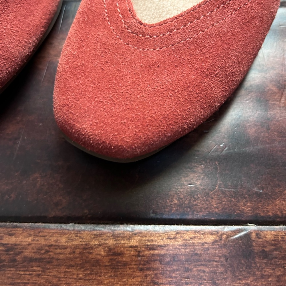 Lucky Brand Women's Suede Slip-On Flats in Terracotta - Picture 2 of 5